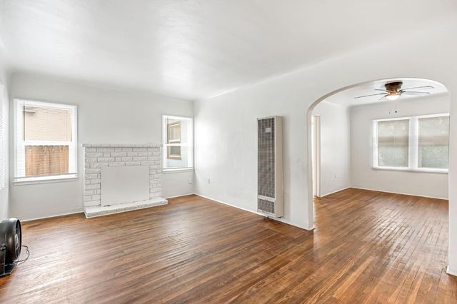 424 E Cambridge, Fresno, CA 93704