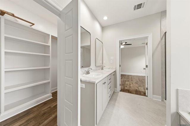 24282 Steller's Sea Drive, Denham Springs, LA 70726