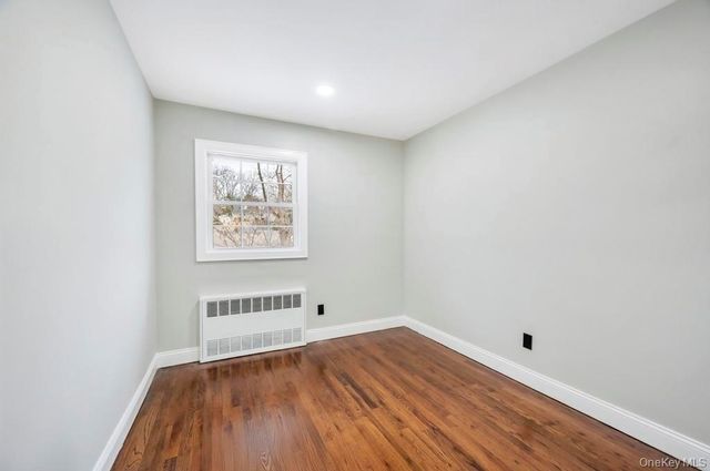 46 Ellen Place, Kings Park, NY 11754