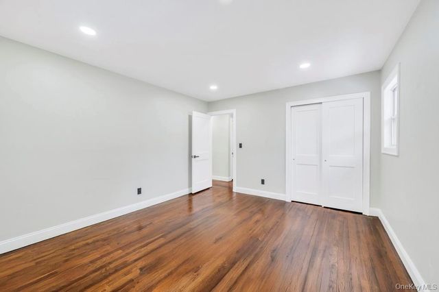 46 Ellen Place, Kings Park, NY 11754