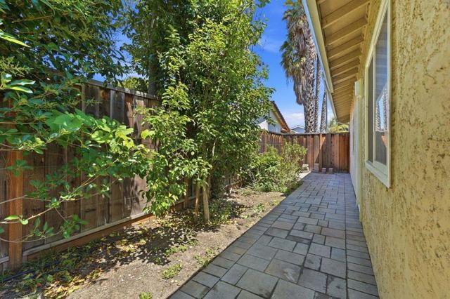 5313 Avenida Almendros, San Jose, CA 95123