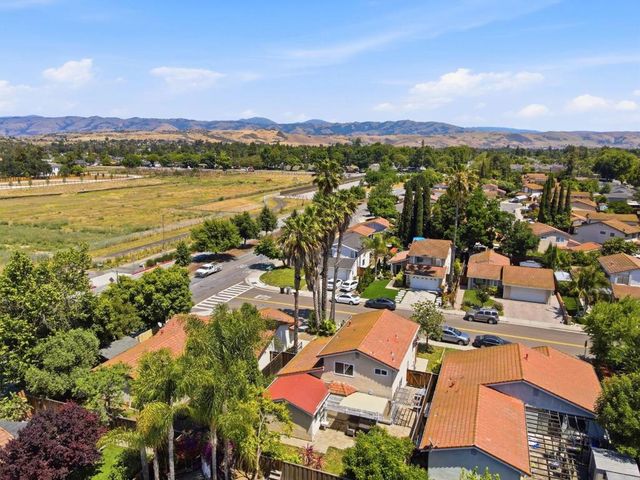 5313 Avenida Almendros, San Jose, CA 95123