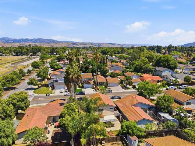 5313 Avenida Almendros, San Jose, CA 95123
