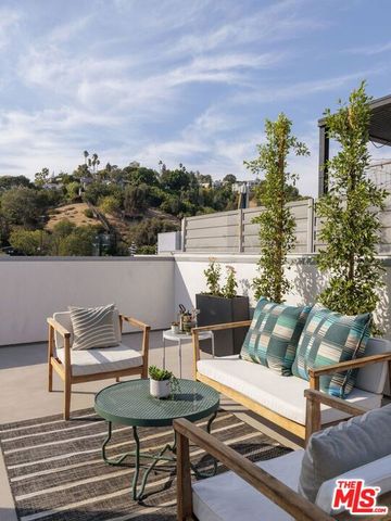 1925 Griffith Park Boulevard, Los Angeles, CA 90039