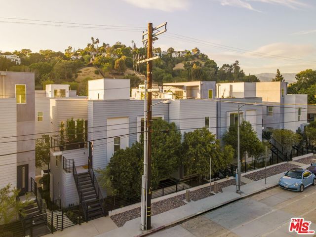 1925 Griffith Park Boulevard, Los Angeles, CA 90039