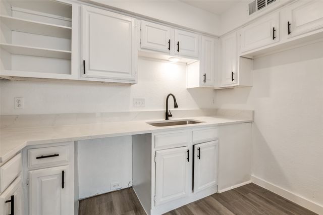 2326 Sherry Street, Arlington, TX 76014
