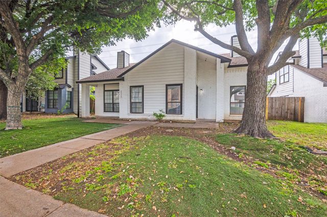 2326 Sherry Street, Arlington, TX 76014