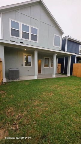 2173 Bay Breeze Drive, Kemah, TX 77565