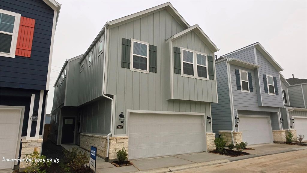 2173 Bay Breeze Drive, Kemah, TX 77565