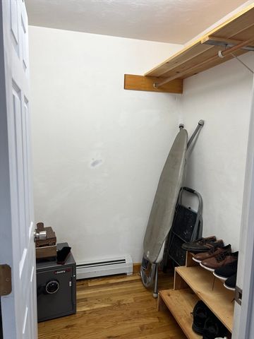 381 Oxford No, Auburn, MA 01501