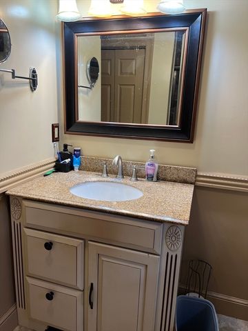 381 Oxford No, Auburn, MA 01501