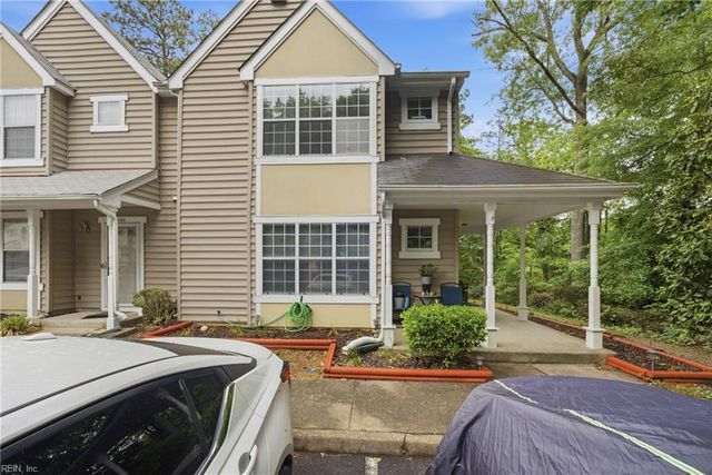 378 Rivers Ridge CIR, Newport News, VA 23608