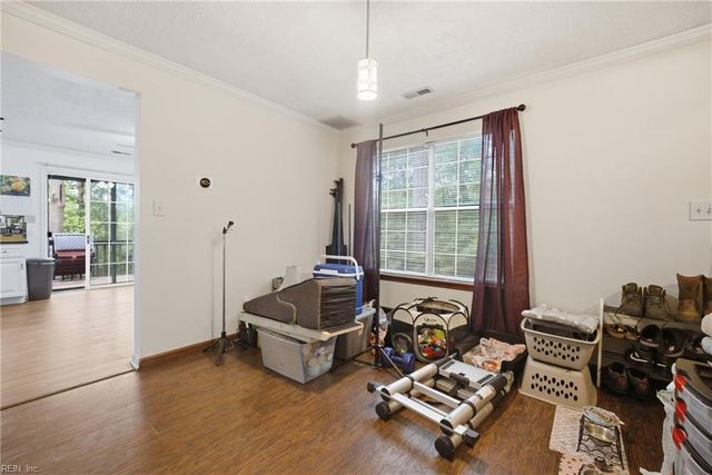 378 Rivers Ridge CIR, Newport News, VA 23608