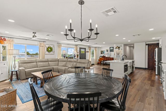 7350 N 185TH Avenue, Waddell, AZ 85355