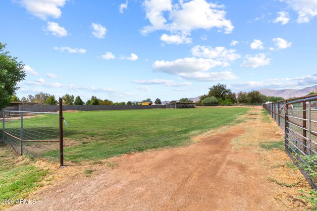 7350 N 185TH Avenue, Waddell, AZ 85355