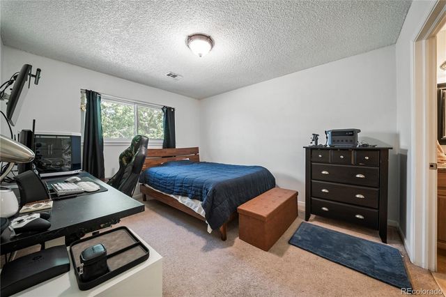 1300 S Carson Way, Aurora, CO 80012