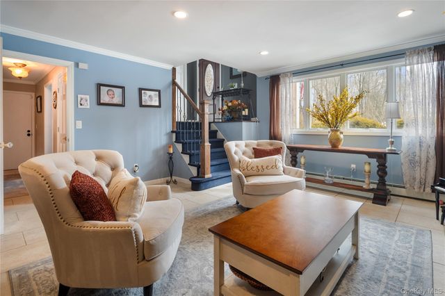 21 Franklin Drive, Mahopac, NY 10541