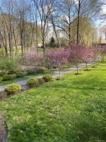 21 Franklin Drive, Mahopac, NY 10541