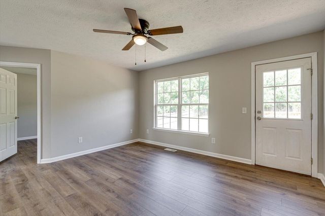 34 Boxer Lane, Rock Spring, GA 30739
