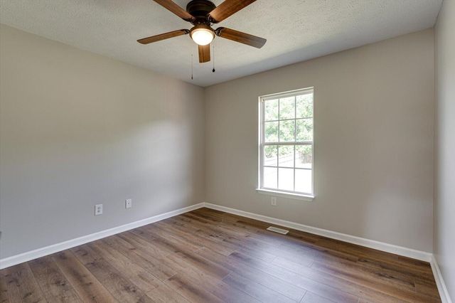 34 Boxer Lane, Rock Spring, GA 30739