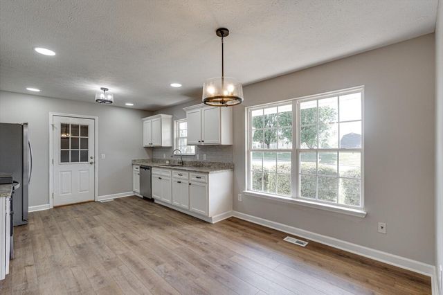 34 Boxer Lane, Rock Spring, GA 30739