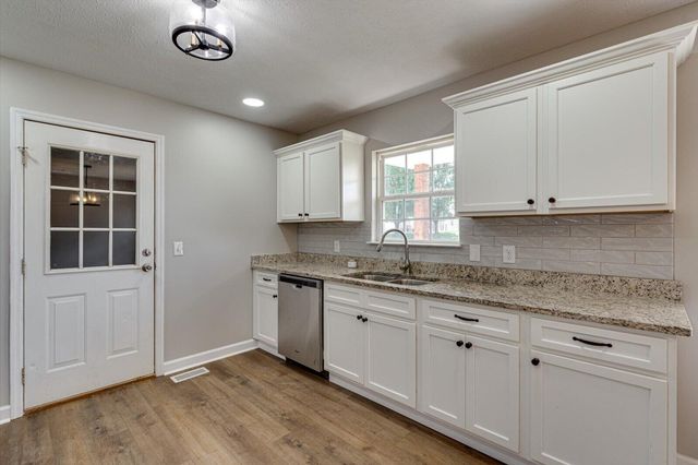 34 Boxer Lane, Rock Spring, GA 30739