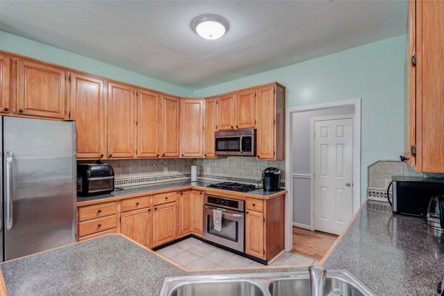 1403 Dutchman Drive, Desoto, TX 75115