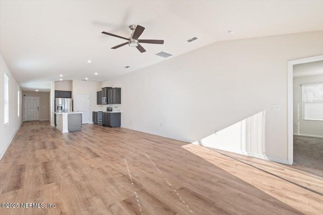 10032 SITTING FOX Drive, Jacksonville, FL 32222