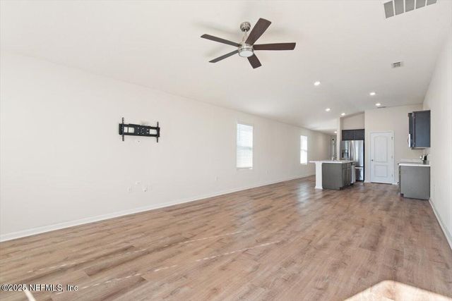 10032 SITTING FOX Drive, Jacksonville, FL 32222