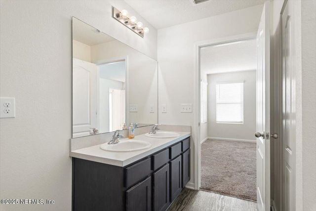 10032 SITTING FOX Drive, Jacksonville, FL 32222