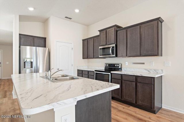 10032 SITTING FOX Drive, Jacksonville, FL 32222