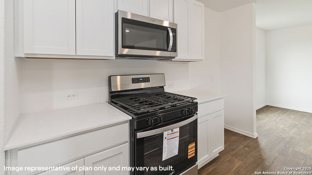 5902 Cosmic Crisp, San Antonio, TX 78252
