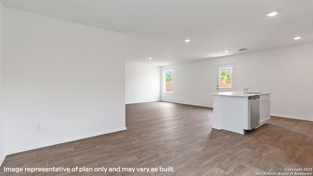 5902 Cosmic Crisp, San Antonio, TX 78252
