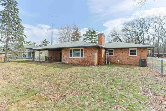 10087 Dunn Road, Osceola, IN 46561