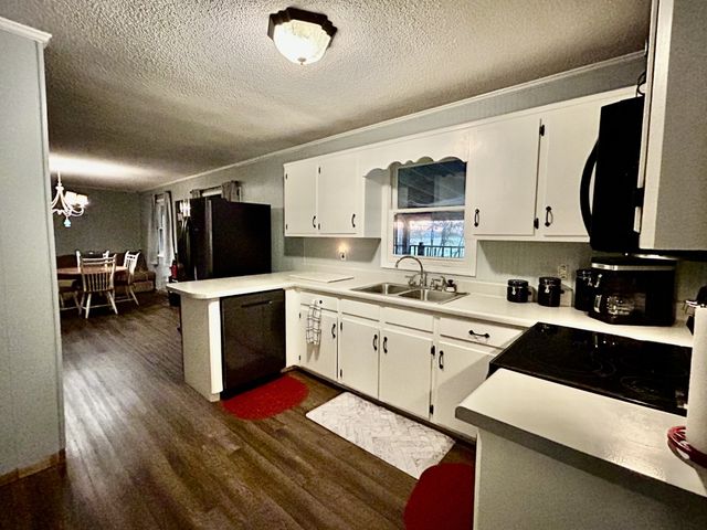 603 Gilley Cir, Manchester, TN 37355