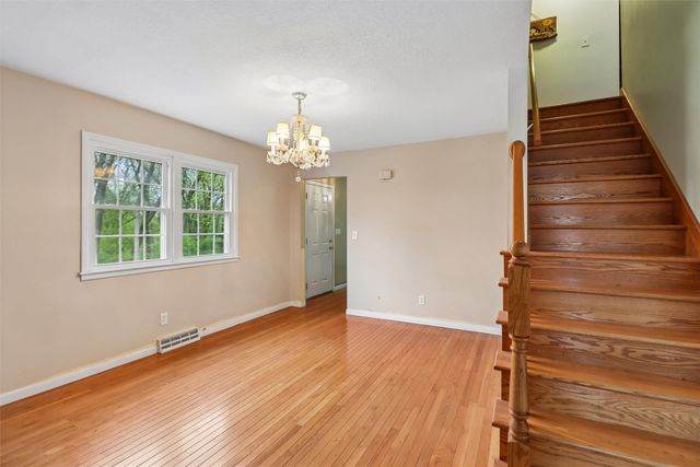 600 Ridge Road, Carlisle, IA 50047