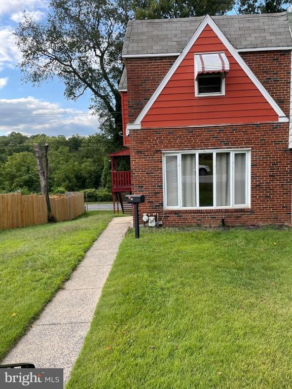 732 E 25TH ST, Chester, PA 19013