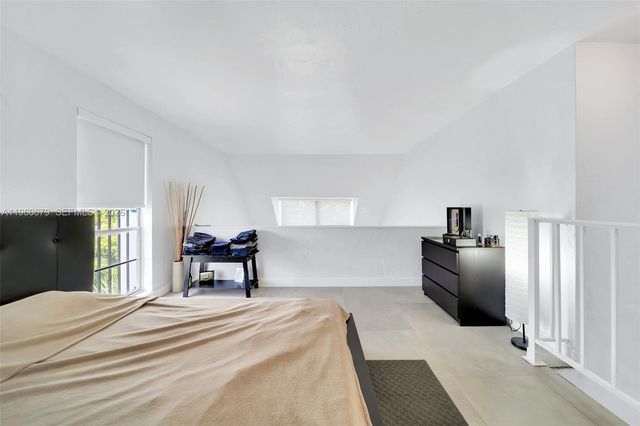 6900 N Kendall Dr A303, Pinecrest, FL 33156