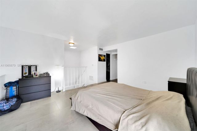 6900 N Kendall Dr A303, Pinecrest, FL 33156