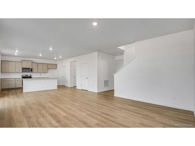 43033 Castle Stuart St, Elizabeth, CO 80107