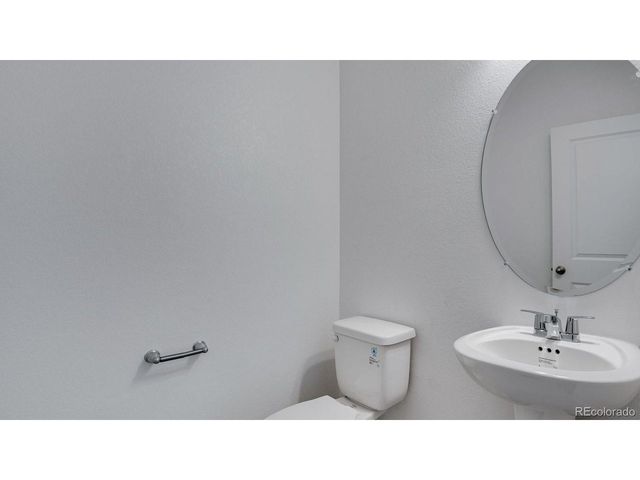 43033 Castle Stuart St, Elizabeth, CO 80107