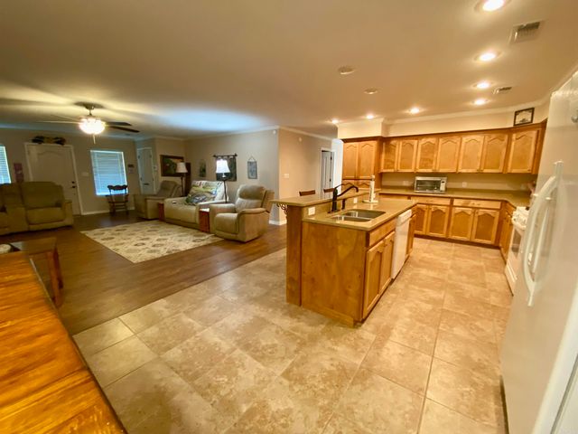 500 E Ingram Street, Camden, AR 71701