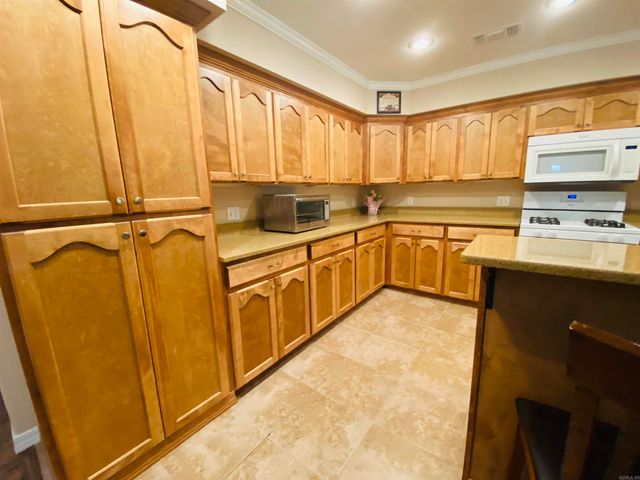 500 E Ingram Street, Camden, AR 71701