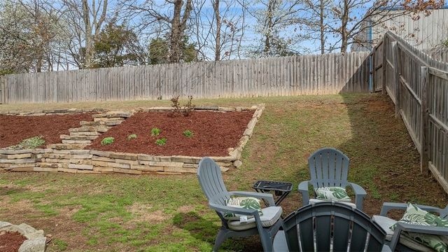 507 W Laurel Avenue, Rogers, AR 72758