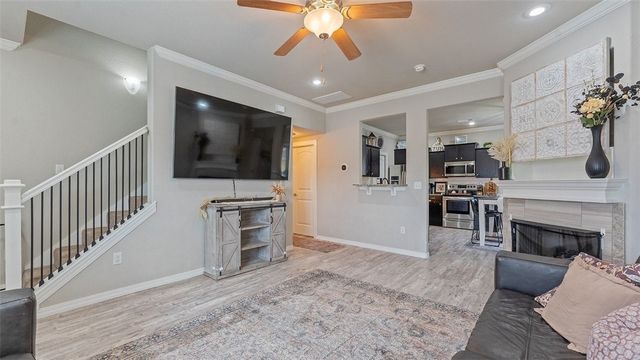 507 W Laurel Avenue, Rogers, AR 72758