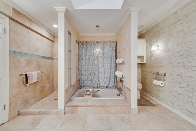 435 W Northgate Drive, Irving, TX 75062