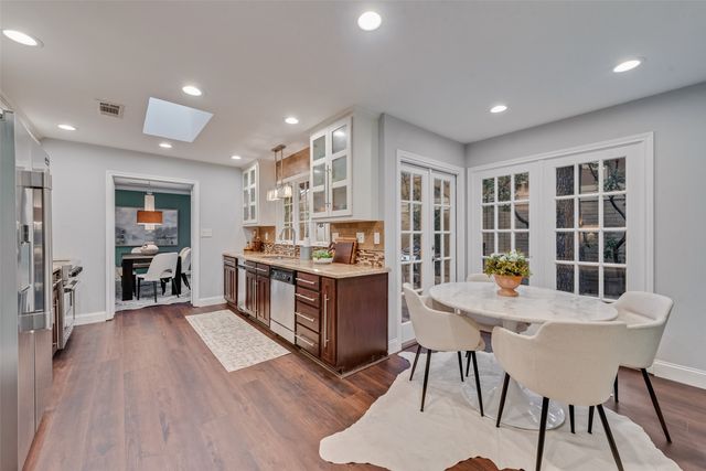 435 W Northgate Drive, Irving, TX 75062