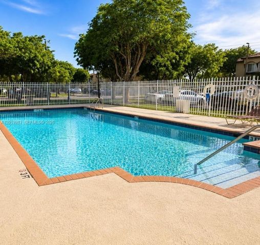 15721 SW 137th Avenue 204, Miami, FL 33177