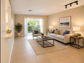 15721 SW 137th Avenue 204, Miami, FL 33177
