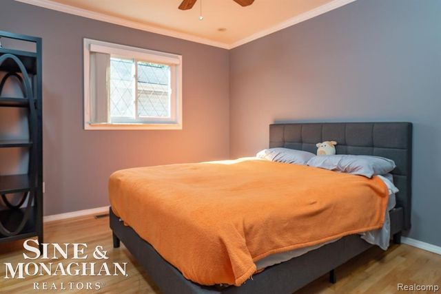 22501 Euclid Street, St Clair Shores, MI 48082